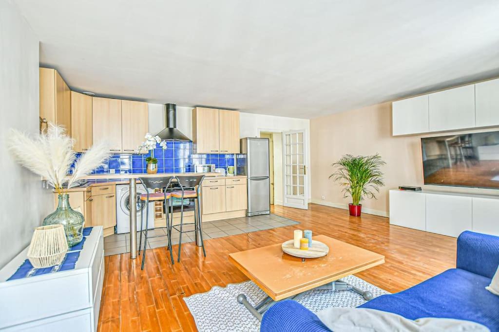Bright Parisian Flat - Marais 아파트 외부 사진